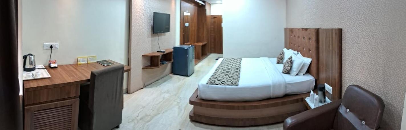 Hotel Samdareeya Pvt Ltd 贾巴尔普尔 外观 照片