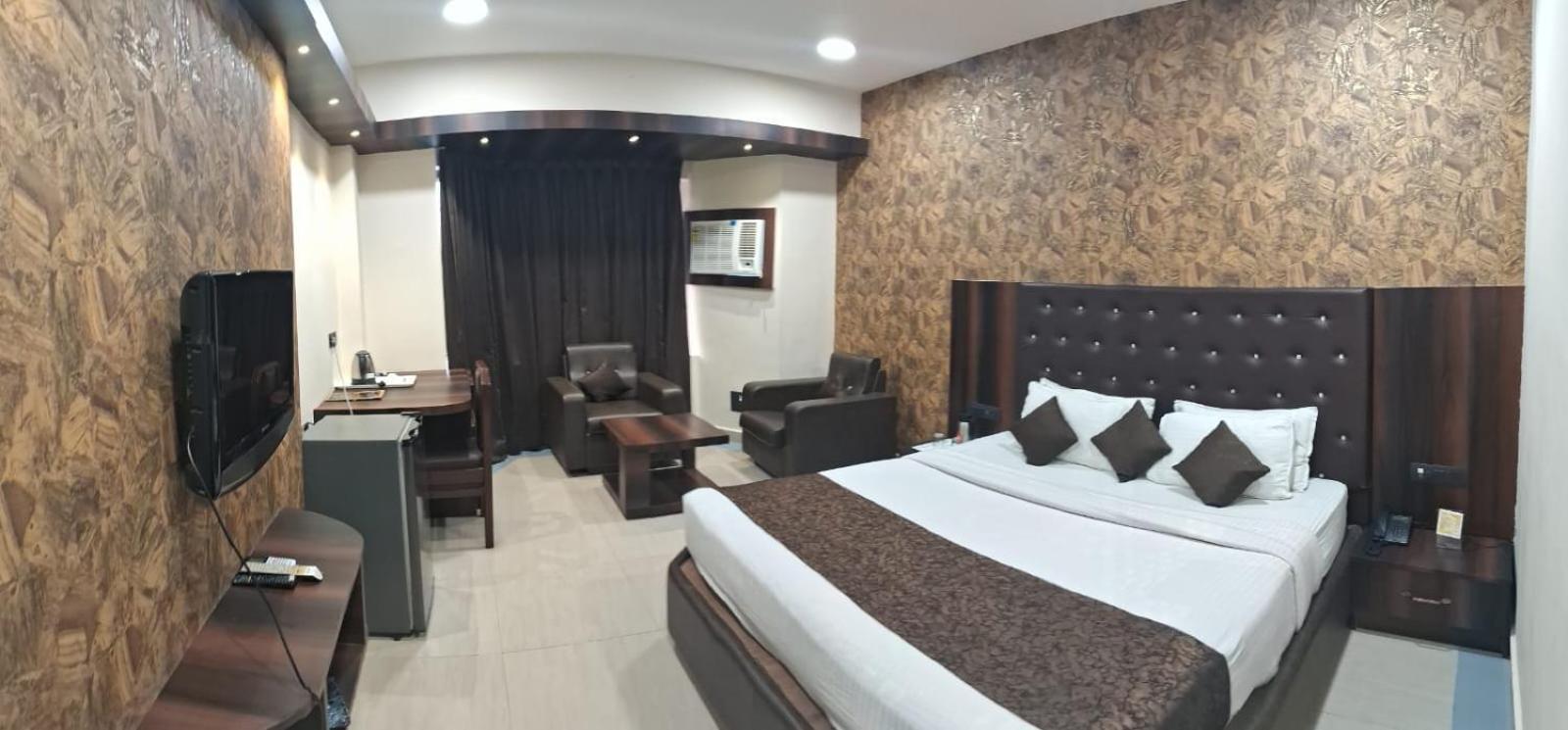 Hotel Samdareeya Pvt Ltd 贾巴尔普尔 外观 照片